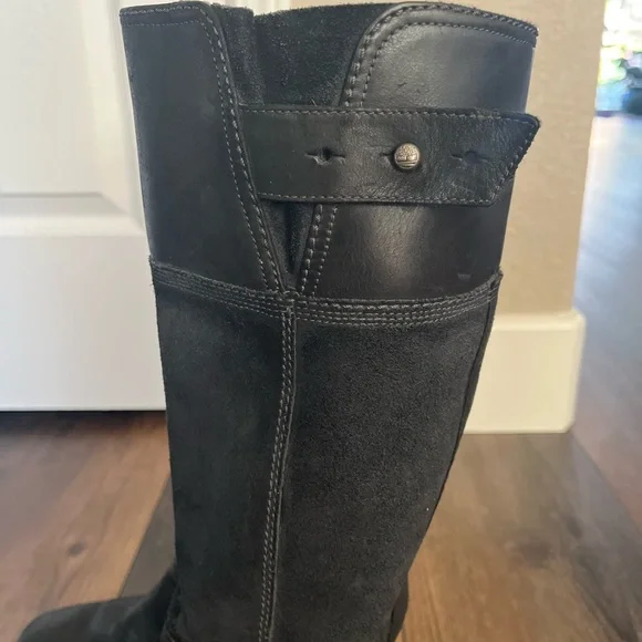 Black Leather Knee-High Boots - Picture 5 of 12